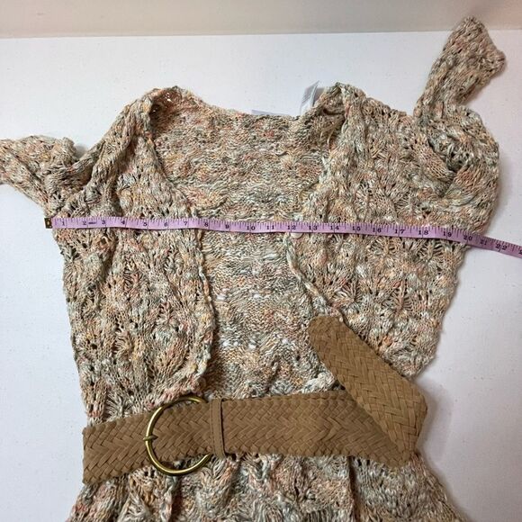 JH COLLECTIBLES Woman's M Open Crochet Knit Sweater Button belt - Picture 5 of 7